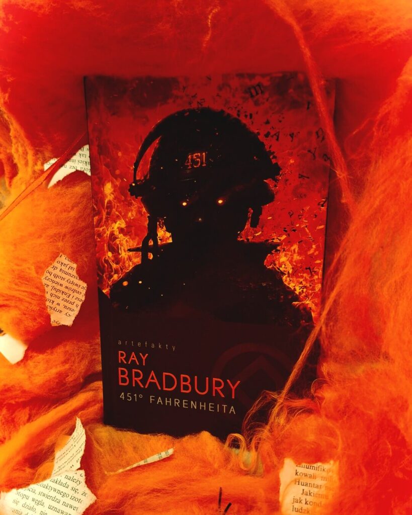 451 stopni Fahrenheita Ray Bradbury, recenzja książki